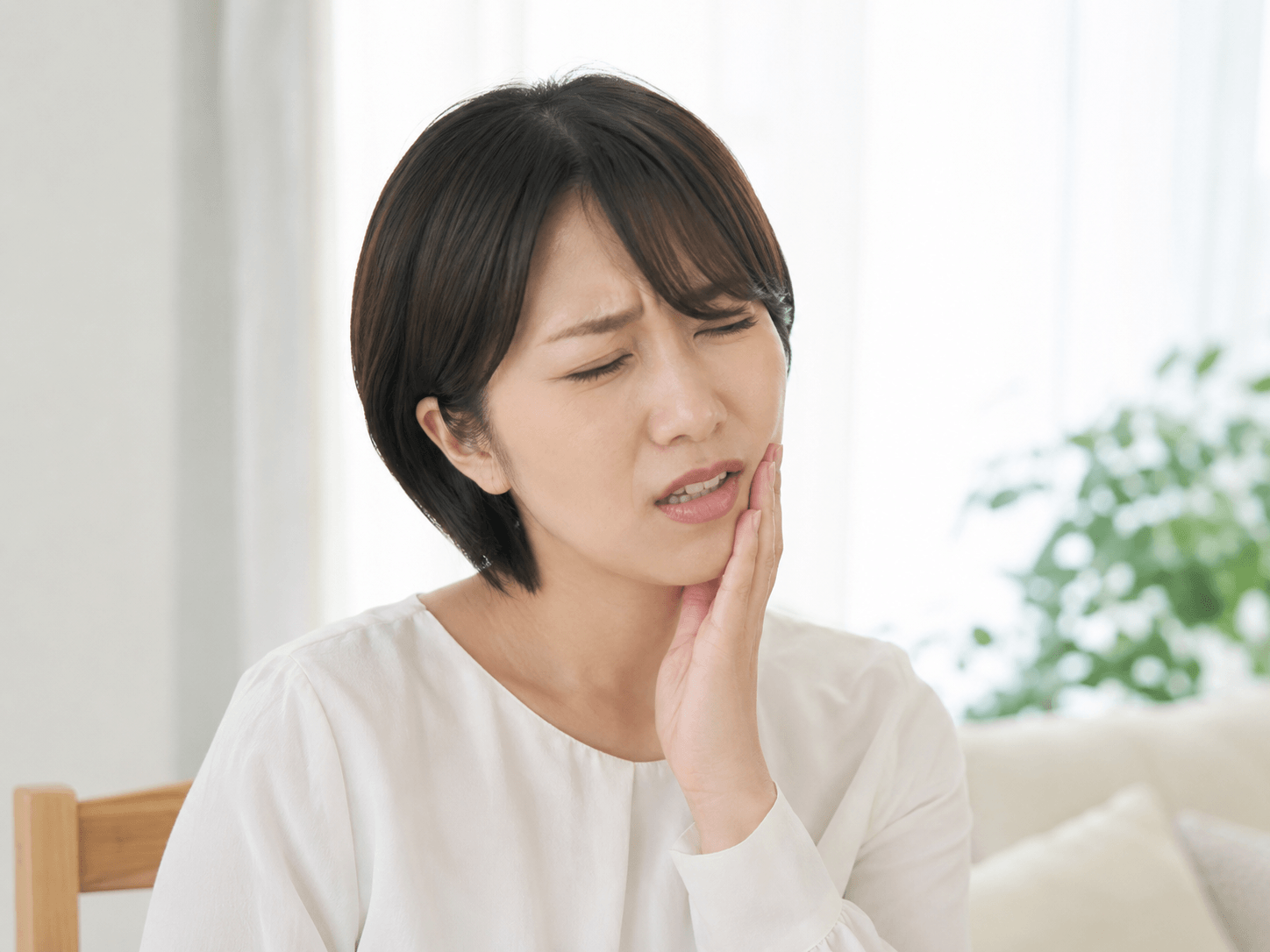 歯がずきずき痛む症状のイメージ